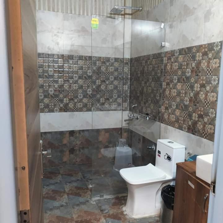 Hotel Pearl Residency Муктешвар Экстерьер фото